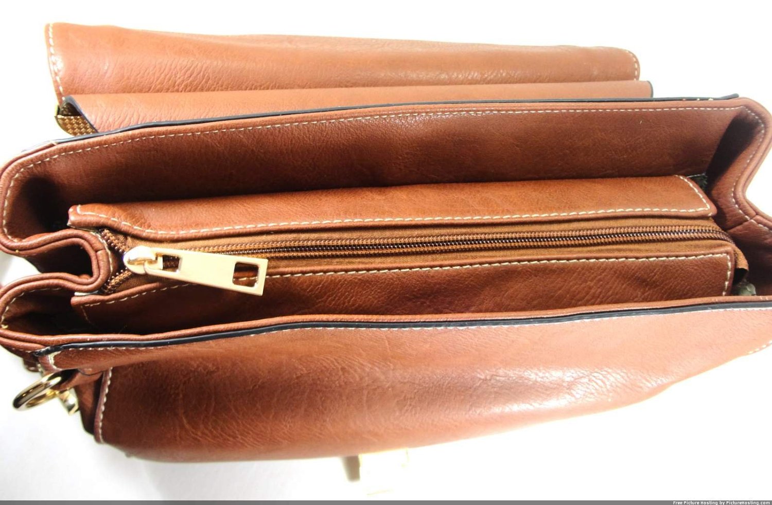 travel purse with locking zippers